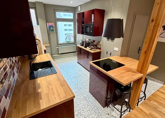 2 5 Personnes Aux Portes De Strasbourg *